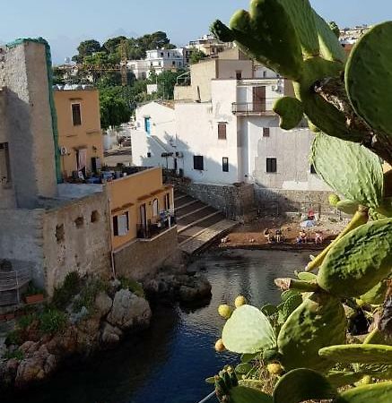 La Caletta Acomodação com café da manhã Santa Flavia Exterior foto