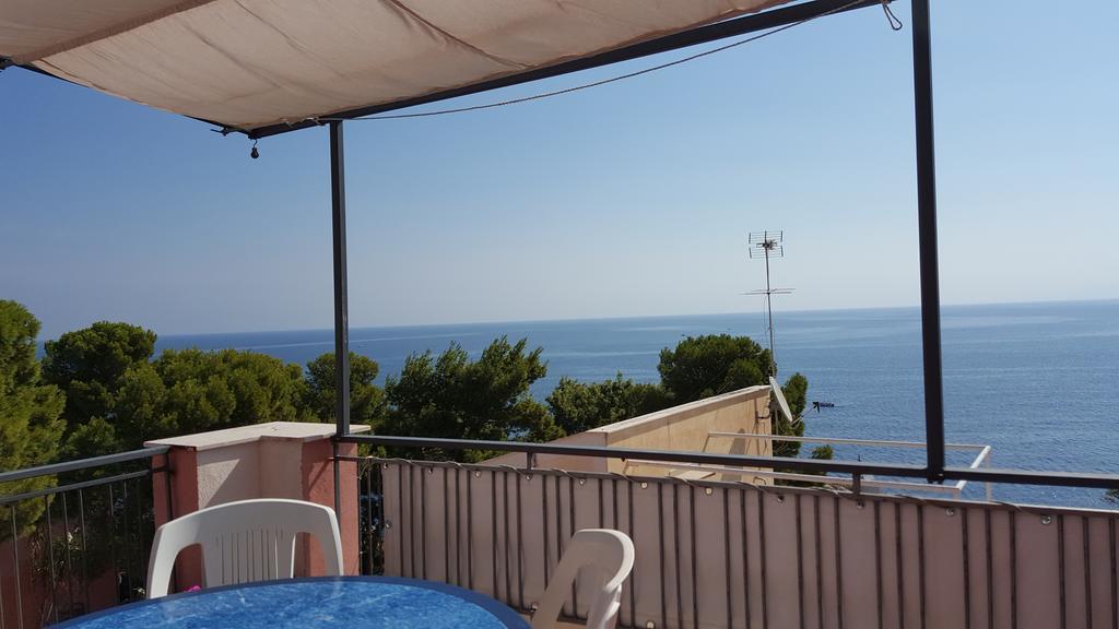 La Caletta Acomodação com café da manhã Santa Flavia Exterior foto